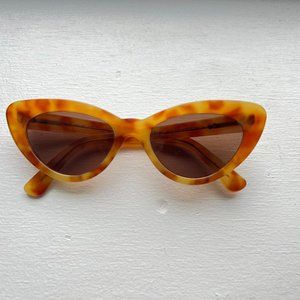 Illesteva Pamela Sunglasses Amber/Brown Flat